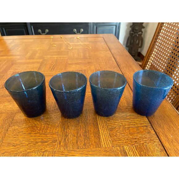 Set up four Neiman Marcus glass tumblers blue - Picture 4 of 4